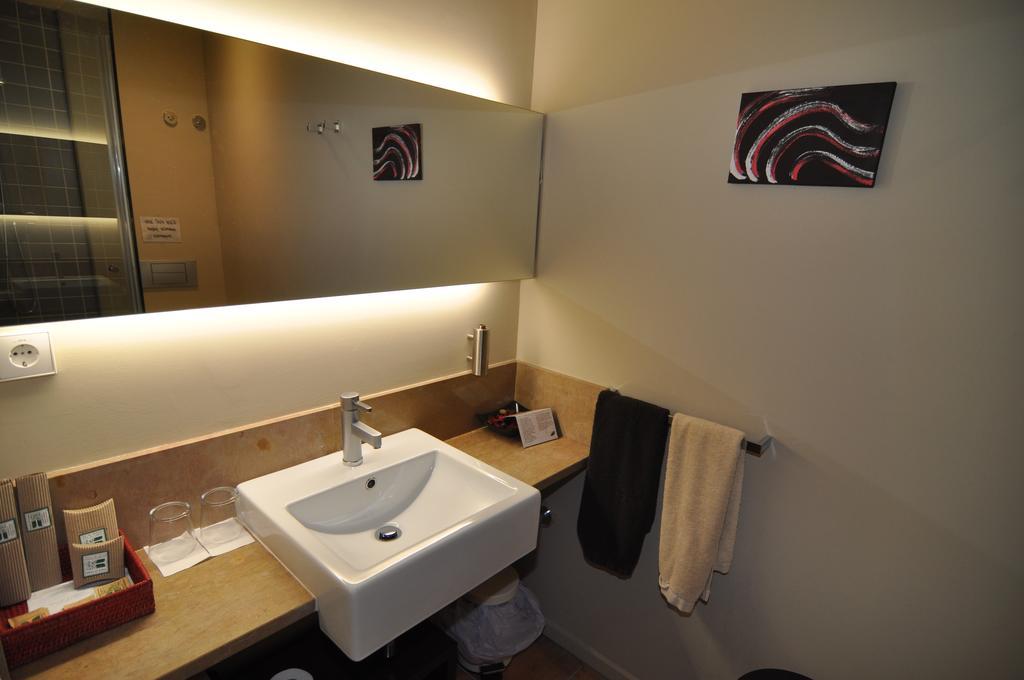Restaurant & Rooms Cabrit Sant Mateu Phòng bức ảnh