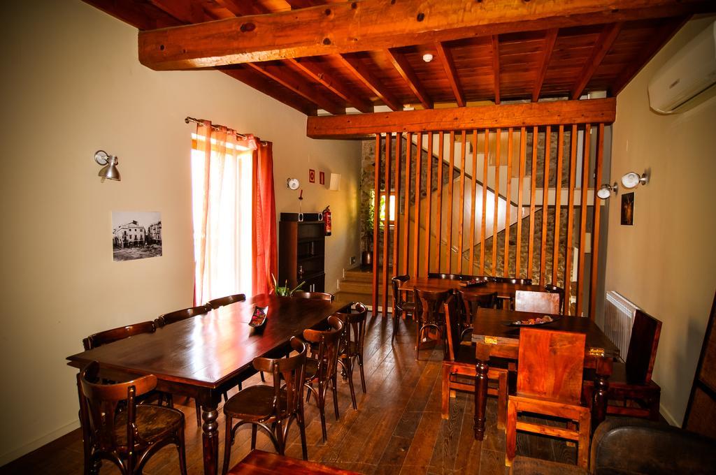 Restaurant & Rooms Cabrit Sant Mateu Ngoại thất bức ảnh
